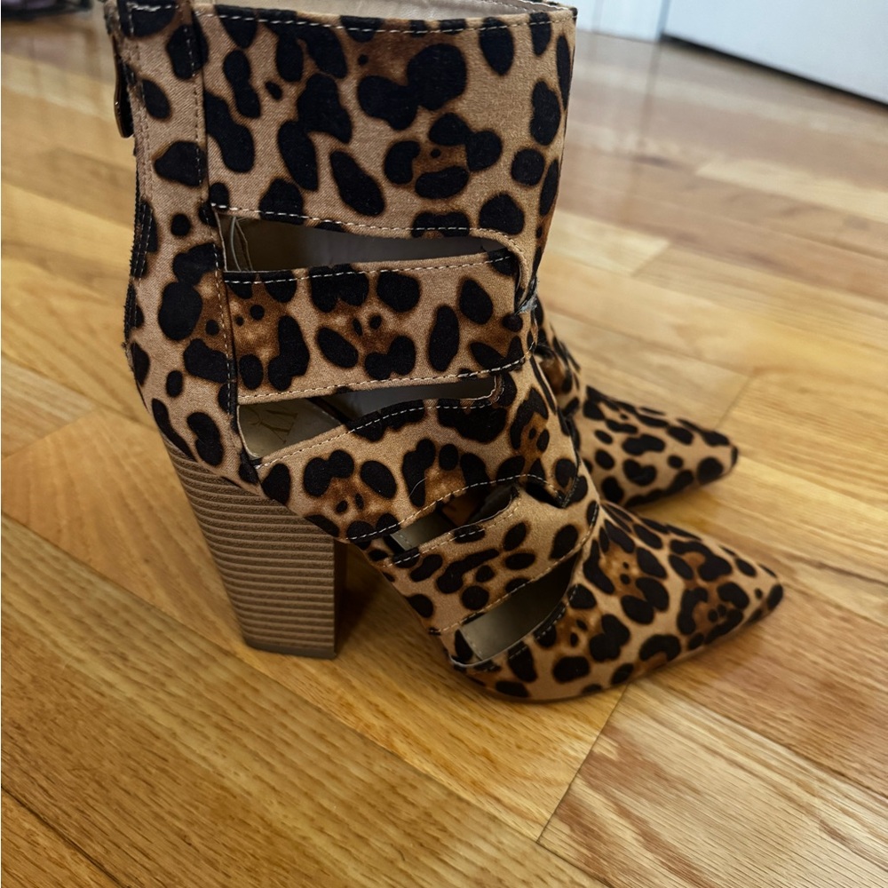 Women’s New York & Company Leopard Print Booties